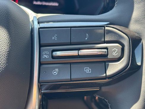 New 2026 Chevrolet Colorado ZR2 w/ Technology Package AWD/4WD image 13