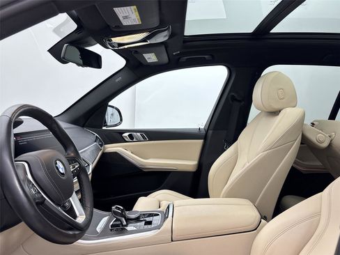 Used 2022 BMW X5 xDrive40i w/ Premium Package image 24