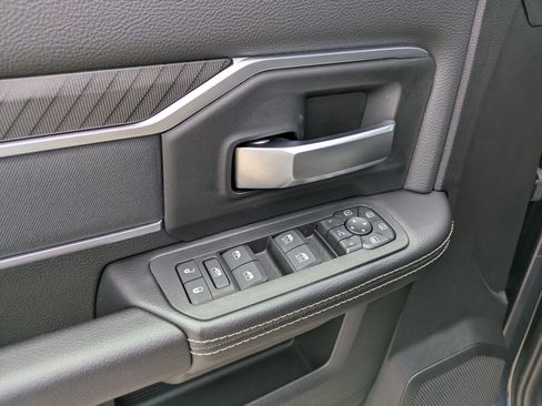 New 2026 RAM 2500 Lone Star AWD/4WD image 12