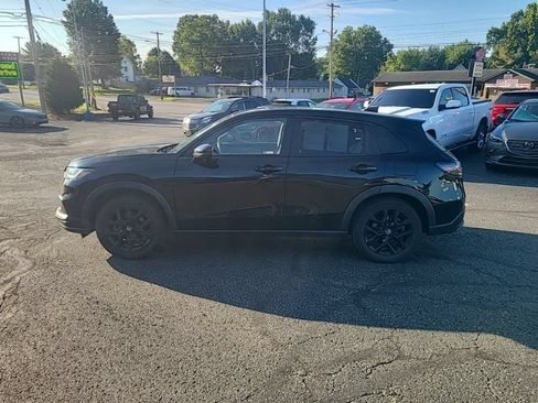 Used 2024 Honda HR-V Sport image 3
