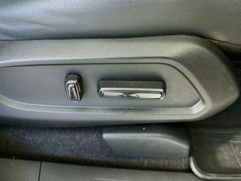 Used 2024 Honda Pilot Elite image 24