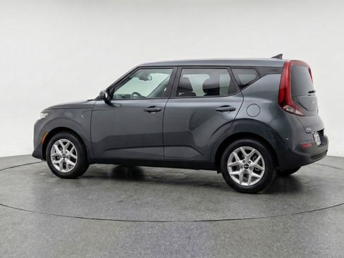 Used 2025 Kia Soul LX w/ LX Technology Package image 6