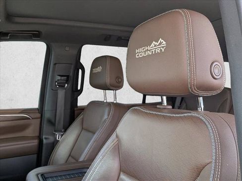 Used 2023 Chevrolet Tahoe High Country AWD/4WD image 14