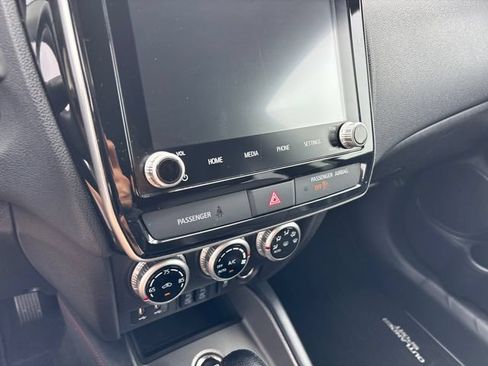 Used 2024 Mitsubishi Outlander Sport SE AWD/4WD image 23