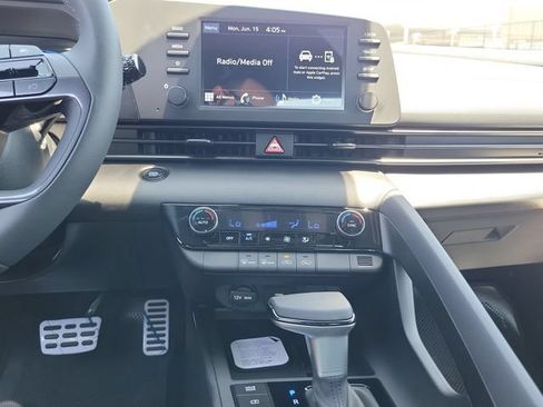 New 2026 Hyundai Elantra Sport FWD image 15