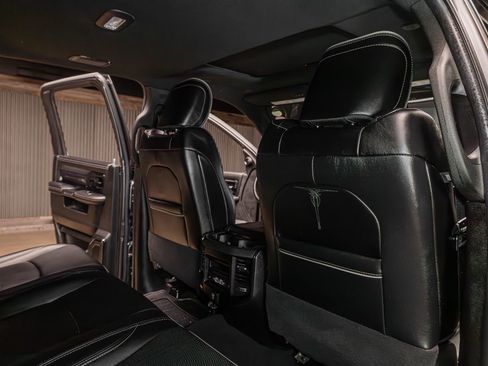 Used 2024 RAM 2500 Limited image 28