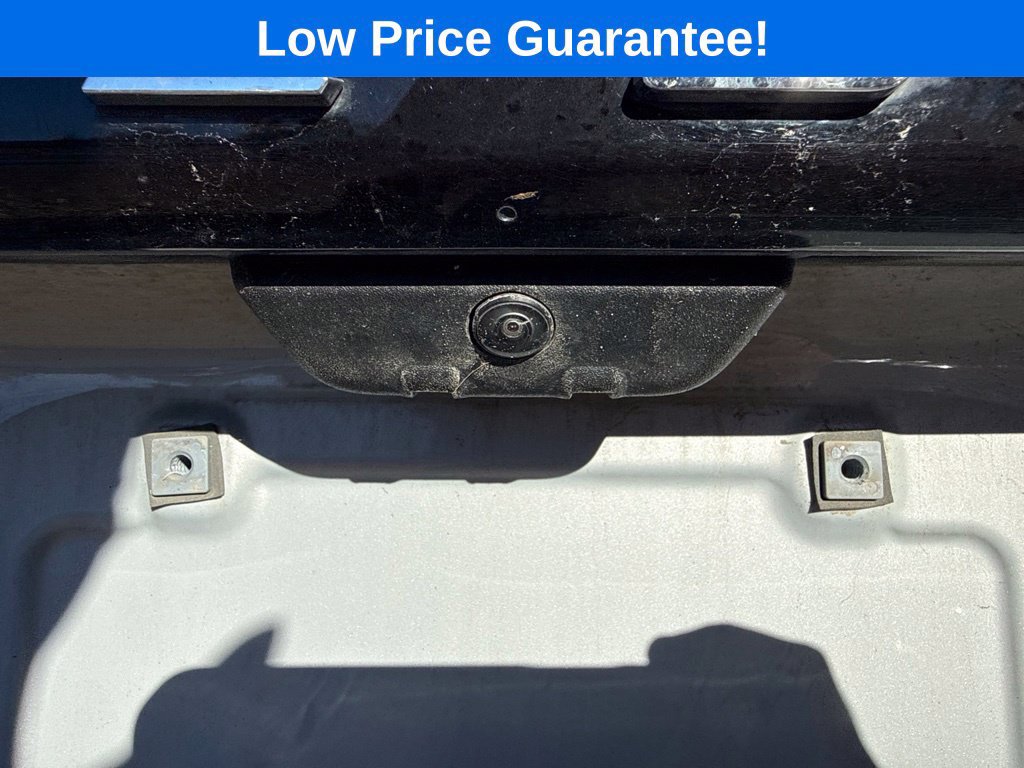 Used 2025 Ford Explorer Active AWD/4WD image 18