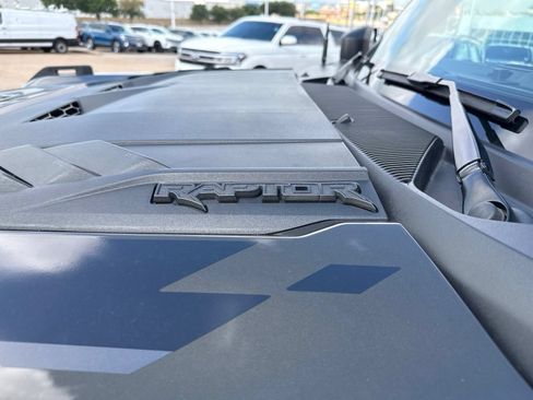 Used 2024 Ford Bronco Raptor w/ Interior Carbon Fiber Pack 6 AWD/4WD image 11