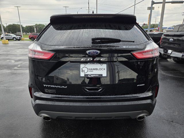Used 2023 Ford Edge Titanium AWD/4WD image 6