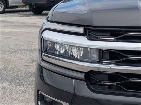 Used 2024 Ford Expedition Max Limited RWD image 10