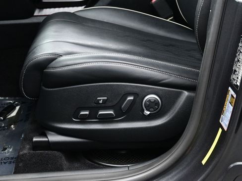 Used 2021 Genesis GV80 2.5T w/ Prestige Package 04 image 11