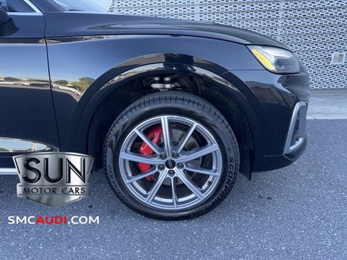 Used 2025 Audi SQ5 Premium Plus w/ Premium Plus Package image 3