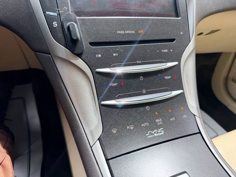 Used 2015 Lincoln MKZ AWD w/ Equipment Group 101A Select image 38