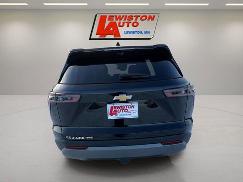 New 2026 Chevrolet Equinox LT w/ Convenience Package II image 12