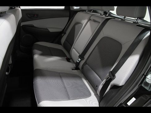 Certified 2023 Hyundai Kona SE w/ Cargo Package FWD image 16