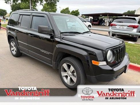 Used 2017 Jeep Patriot High Altitude FWD image 1