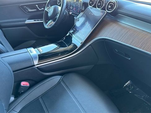 Used 2024 Mercedes-Benz GLC 300 image 19