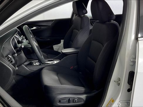 Used 2024 Chevrolet Malibu LT image 35