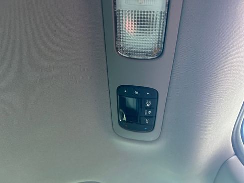 Used 2018 Honda Odyssey EX-L image 26