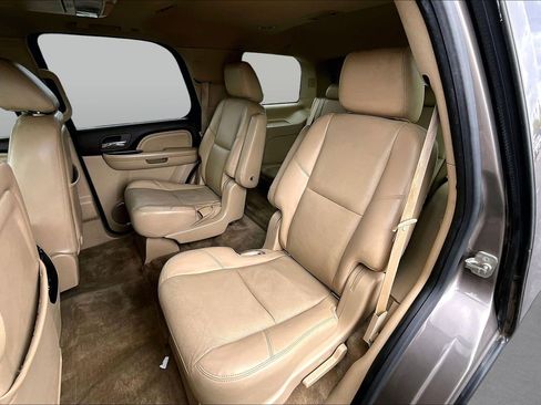 Used 2013 GMC Yukon Denali AWD/4WD image 25
