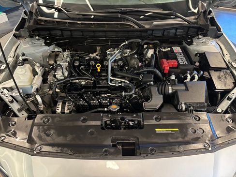 Used 2024 Nissan Altima 2.5 SV image 23