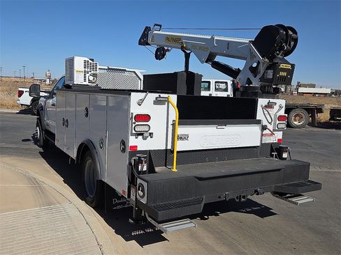 New 2025 Ford F550 XL w/ XL Chrome Package image 3