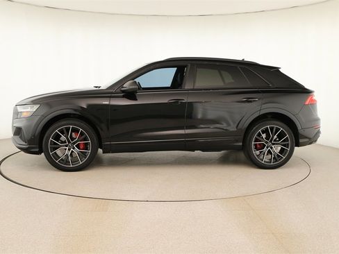 Used 2023 Audi Q8 Premium Plus w/ Premium Plus Package image 2