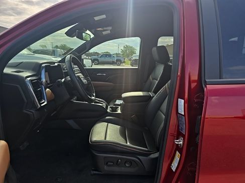 Used 2026 GMC Canyon AT4 w/ AT4 Premium Package AWD/4WD image 11