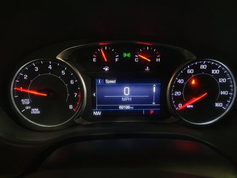 Used 2021 GMC Acadia SLE w/ Driver Convenience Package FWD image 23