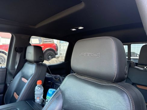 Used 2020 GMC Sierra 1500 AT4 w/ AT4 Premium Package AWD/4WD image 18