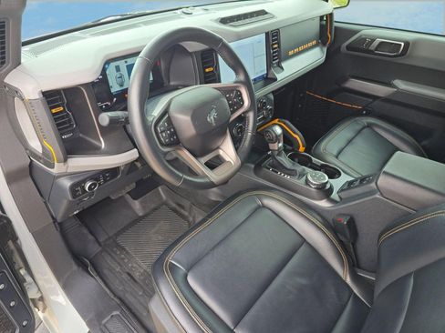 Used 2023 Ford Bronco Badlands image 4