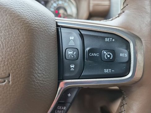 Used 2019 RAM 1500 Limited AWD/4WD image 25