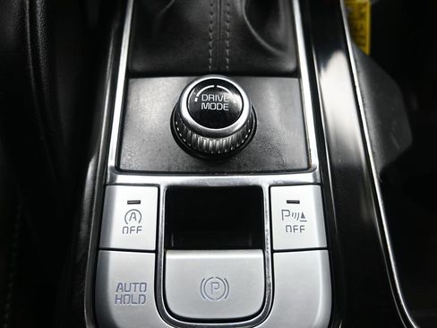 Certified 2022 Kia Telluride S image 25