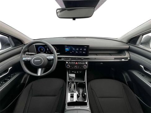 Used 2026 Hyundai Tucson SEL image 13