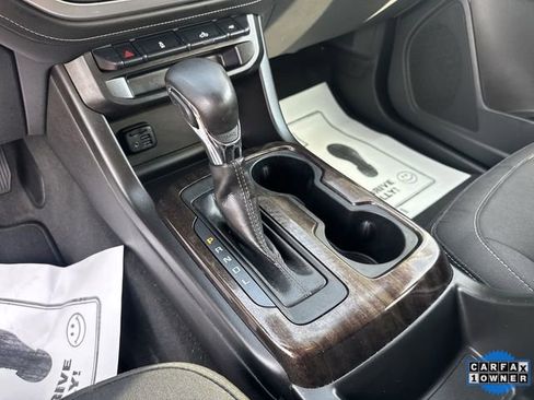 Used 2022 GMC Canyon Elevation image 21