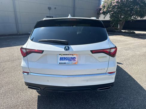 Used 2022 Acura MDX SH-AWD w/ Advance Package image 6