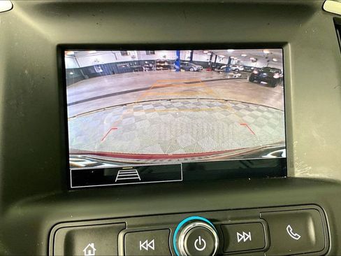 Used 2024 GMC Terrain SLE w/ Driver Convenience Package image 30