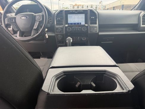 Used 2017 Ford F150 XLT w/ Equipment Group 302A Luxury AWD/4WD image 19