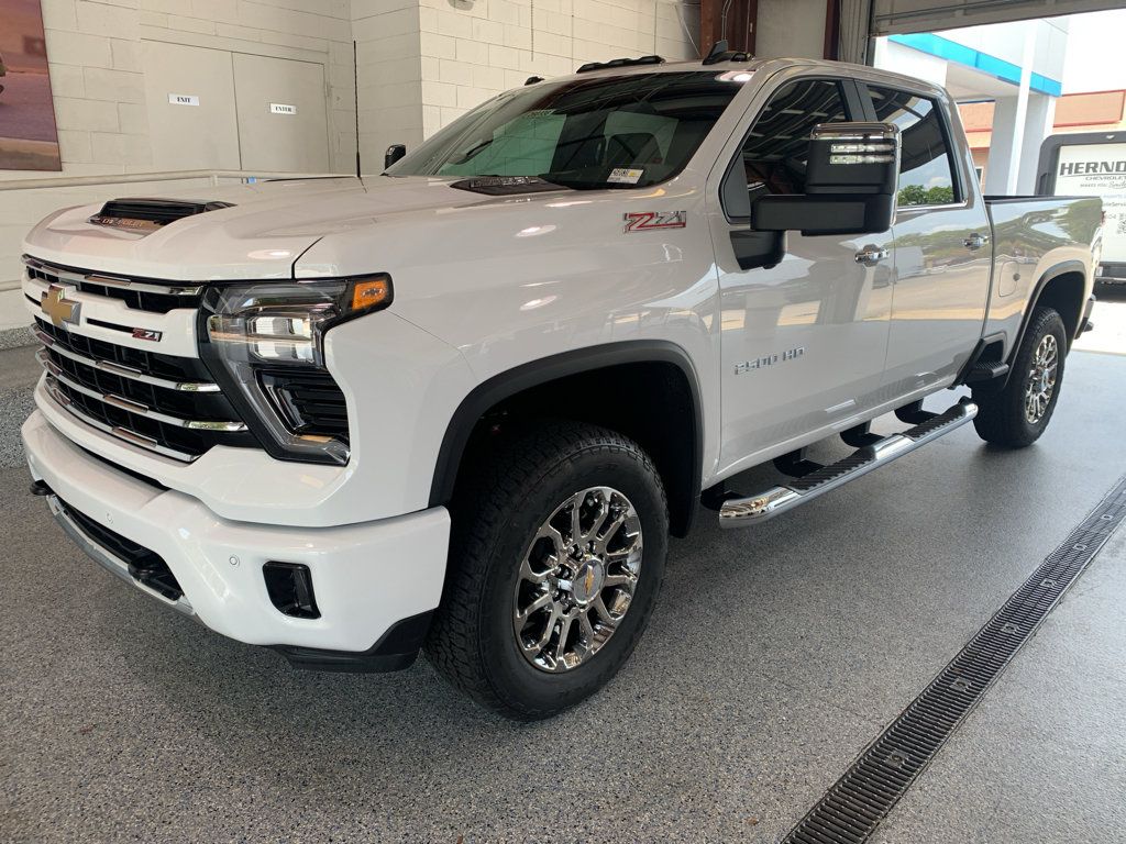 New 2026 Chevrolet Silverado 2500 LT w/ Z71 Chrome Sport Edition AWD/4WD image 4