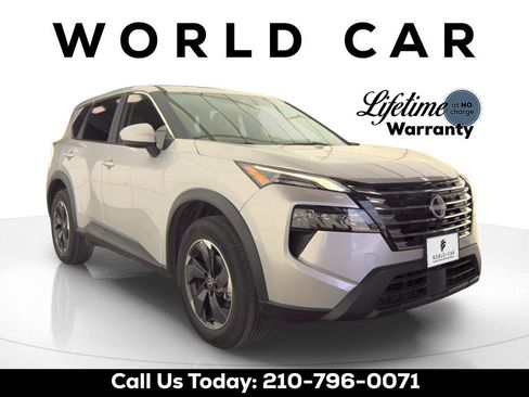 Used 2025 Nissan Rogue SV AWD/4WD image 1