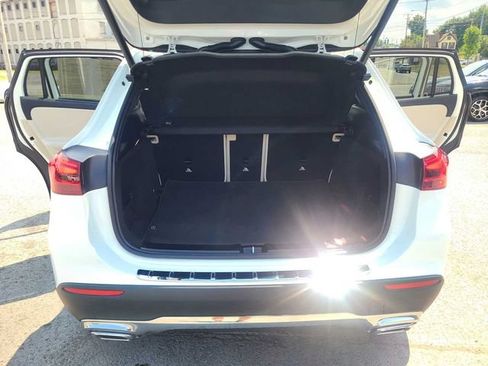 Used 2025 Mercedes-Benz GLA 250 4MATIC image 24