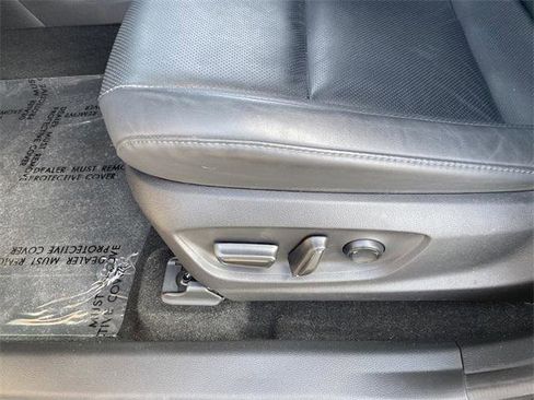 Certified 2023 Toyota Crown Platinum image 14