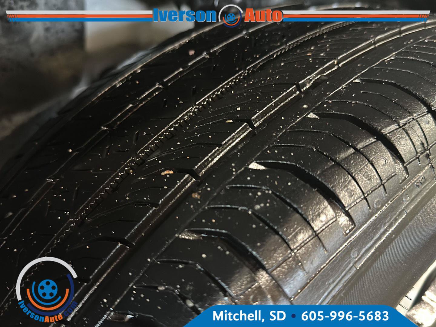 Used 2025 Jeep Compass Limited AWD/4WD image 11