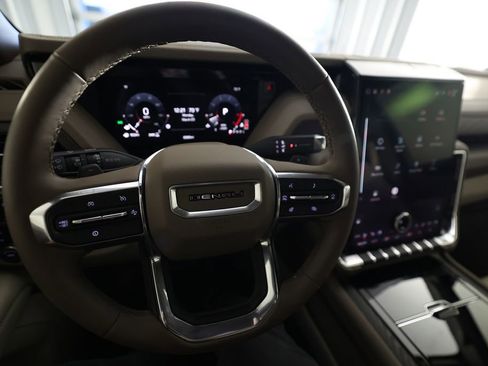 Used 2026 GMC Yukon Denali image 21