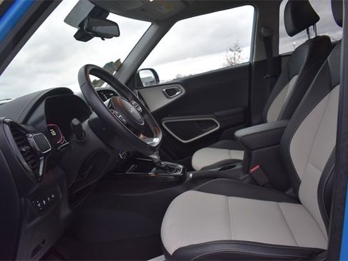 Used 2023 Kia Soul GT-Line image 20