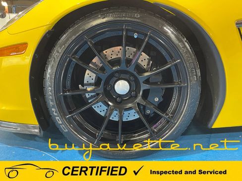 Used 2011 Chevrolet Corvette Grand Sport w/ Preferred Equipment Group RWD image 8