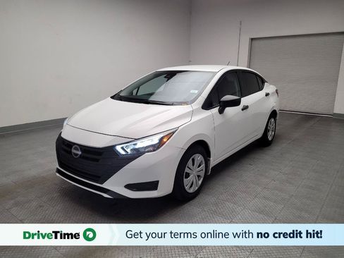 Used 2025 Nissan Versa S w/ Trunk Package FWD image 1
