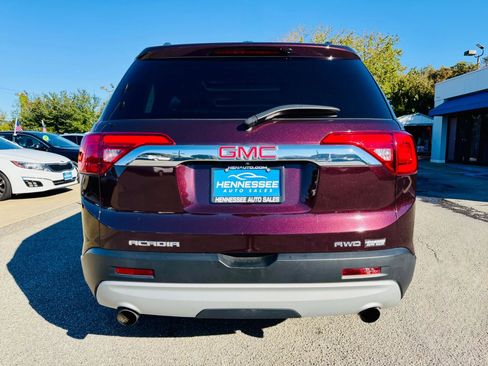 Used 2018 GMC Acadia SLE image 3