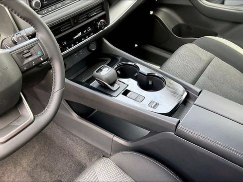 New 2026 Nissan Rogue SV FWD image 6