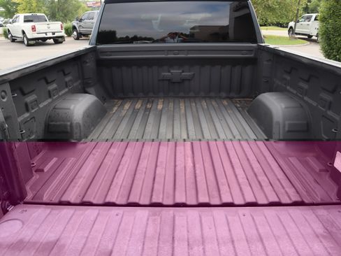 Used 2020 Chevrolet Silverado 1500 RST w/ RST Value Package AWD/4WD image 28